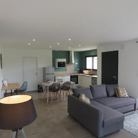 Hébergement de vacances Les Jardins D'oc ٭ ٭ Wifi ٭jardin ٭t3 Neuf