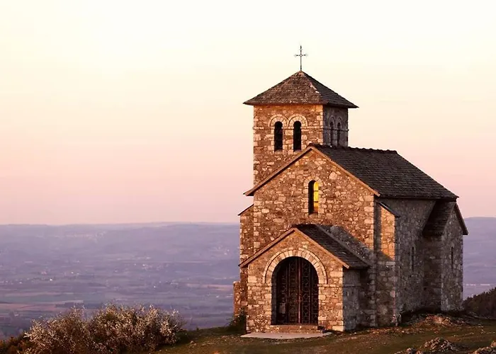 Feriehus Les Jardins D'oc ٭ ٭ Wifi ٭jardin ٭t3 Neuf Revel (Haute-Garonne)
